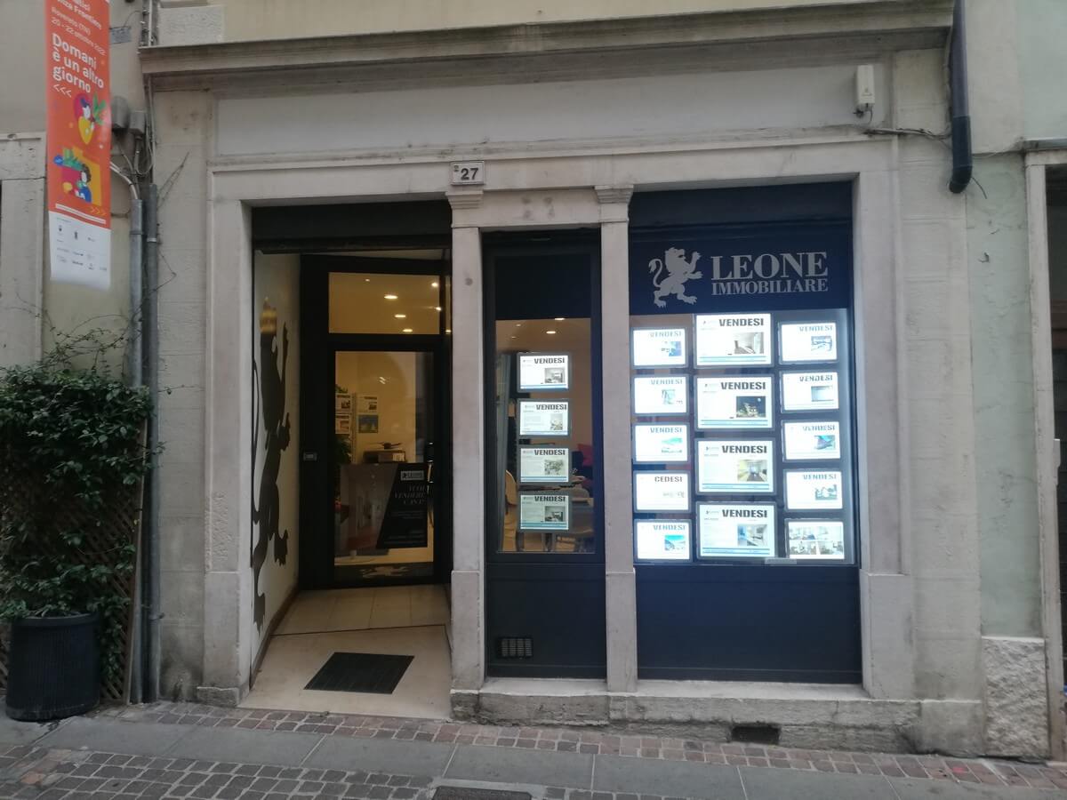 LEONE IMMOBILIARE SRL